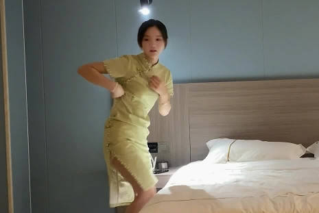 旗袍少女完美肉体玉乳美腿纤腰丰臀-大象探花剧情