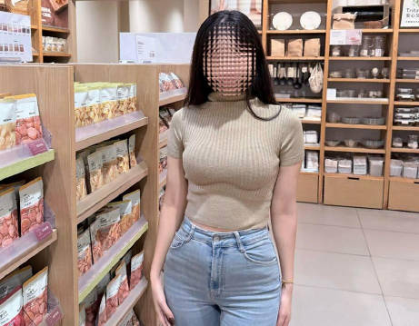 肛塞插入堂姐屁眼让堂姐跪舔鸡巴操得堂姐叫爸爸剧情