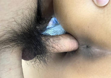 真实母子成功内射了老妈抱着老妈的大屁股内射剧情