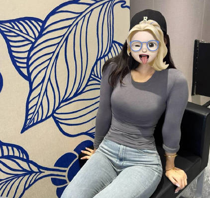 亲手剃光堂姐逼毛堂姐的白虎骚逼非常诱惑剧情