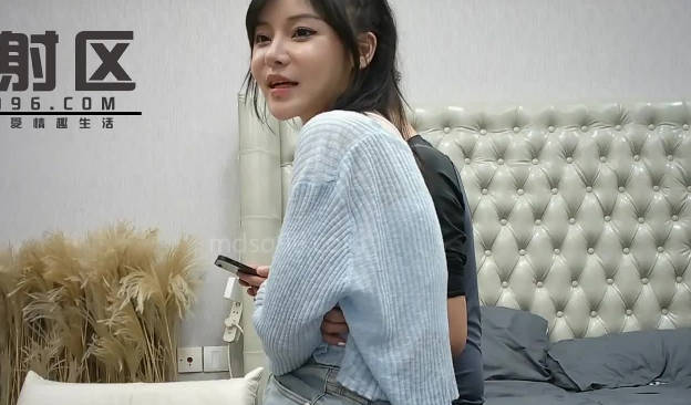 冰山美人热穴喷涌娇俏黑丝秀色可餐-老司机探花剧情