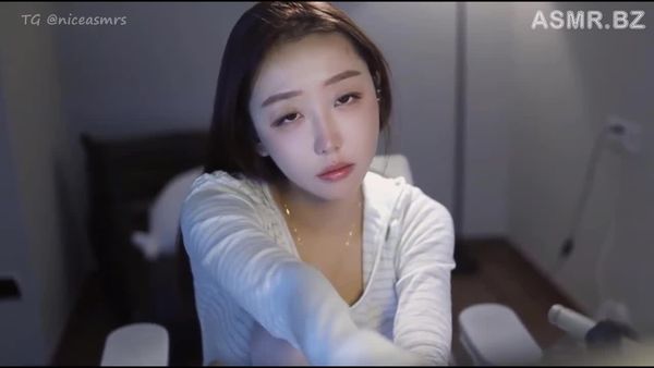 酥酥学姐 白丝 S女老师 座下视角