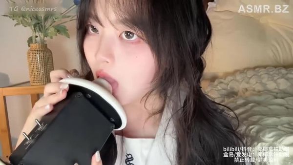 椰椰拿铁 爱发电 付费舔耳7min