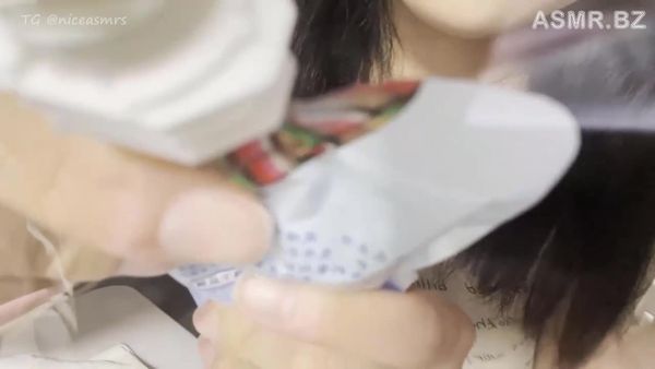 霜霜 透明板涂抹奶油舔舐