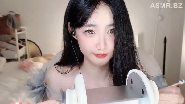 啵啵梨 掏耳朵+舔耳助眠31min