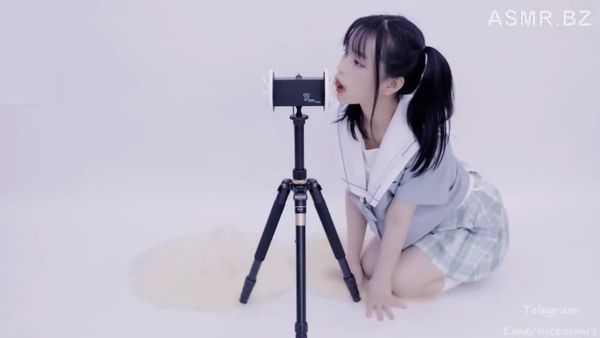 晓美 会员 ASMR 学妹装舔耳9min上+下