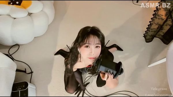 你的圈圈儿 嫂子仰望视角舔耳