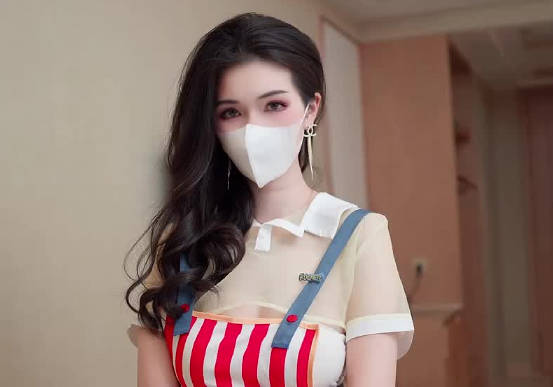 送餐小妹为保工作被顾客凌辱-狐不妖剧情